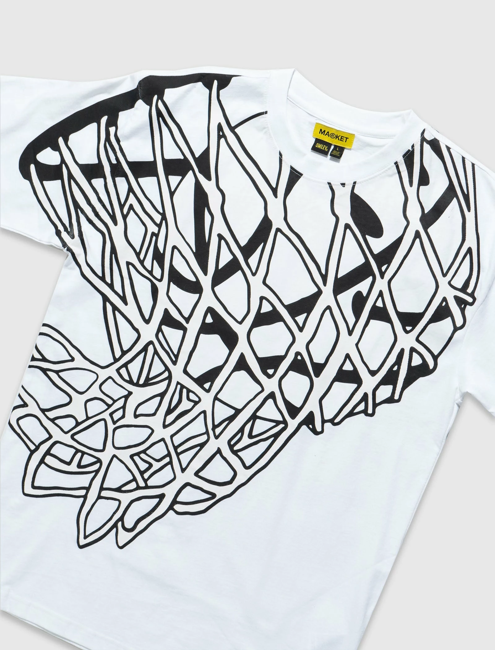 MA®KET SMILEY IN THE NET UV TEE - Image 2