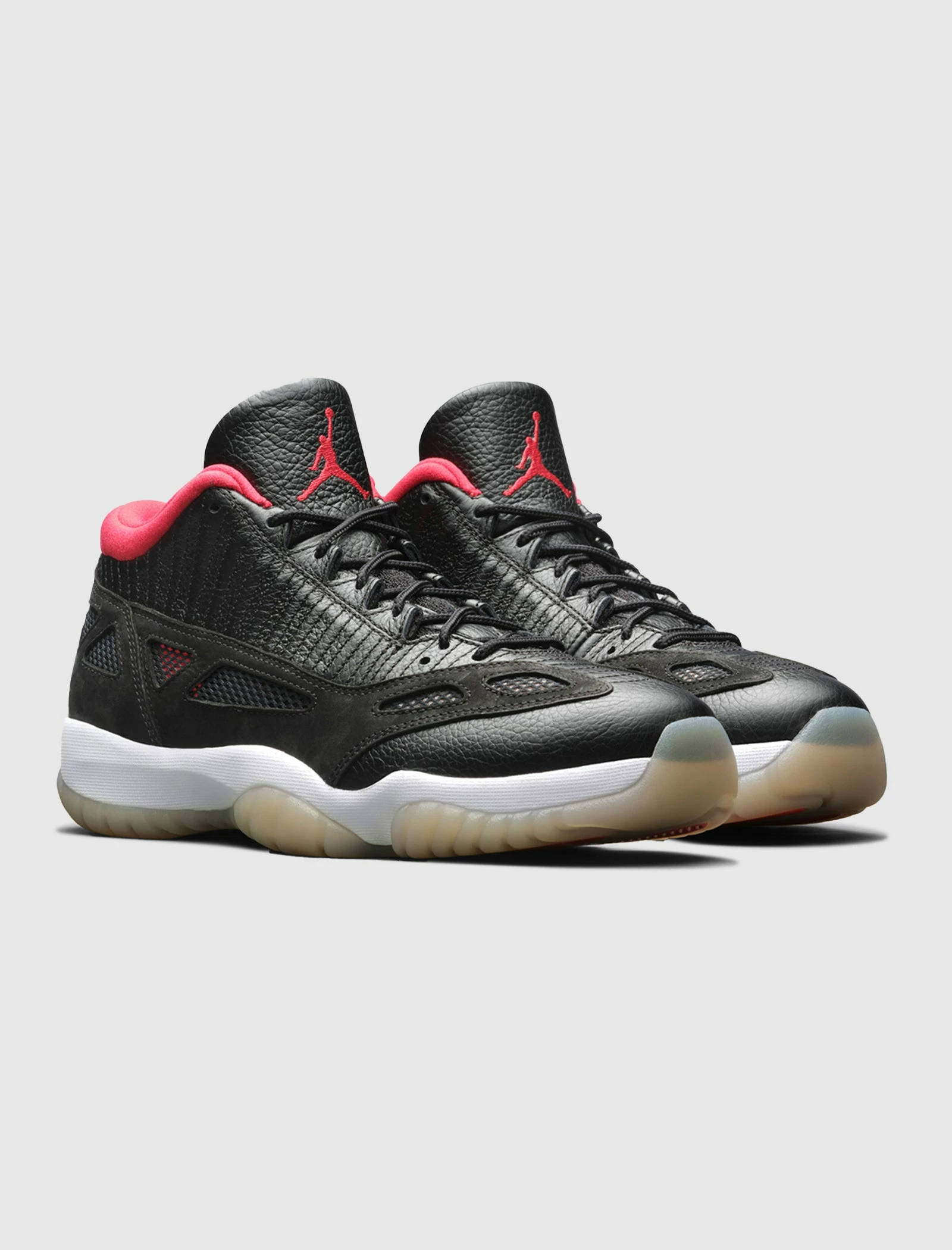 Jordan Brand AIR JORDAN 11 LOW IE "BRED" - Image 3