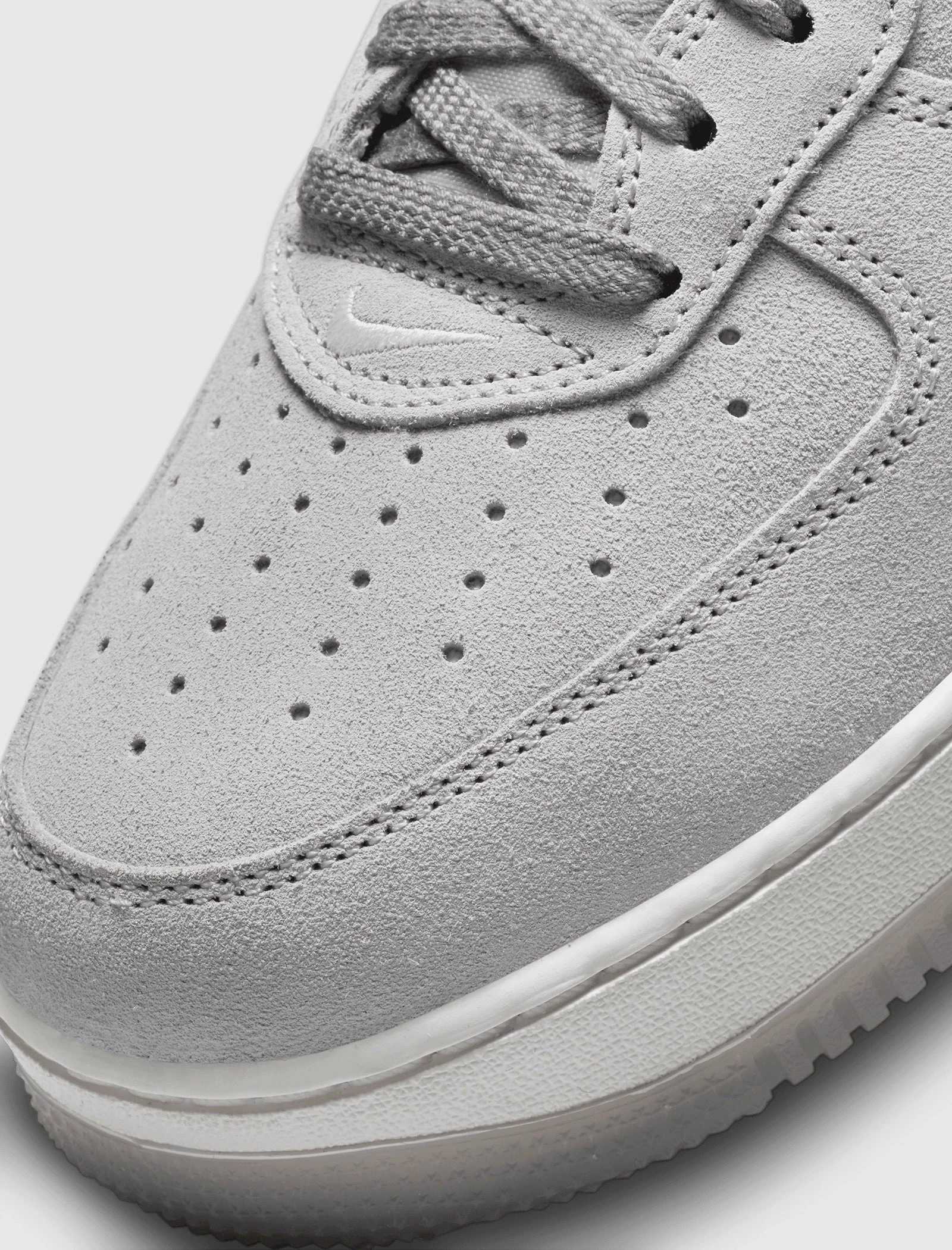 Nike AIR FORCE 1 LOW RETRO COLOR OF THE MONTH "LIGHT SMOKE GREY" - Image 2