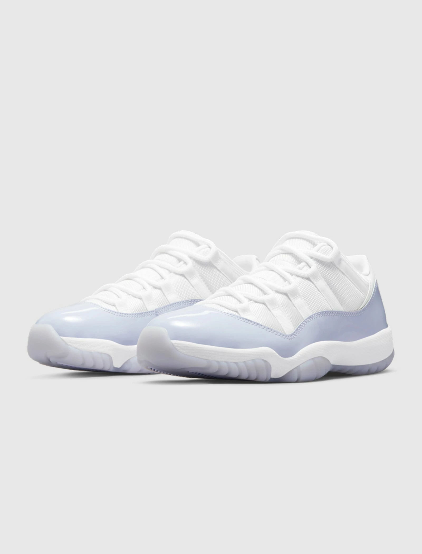 Jordan Brand AIR JORDAN 11 RETRO LOW "PURE VIOLET" - Image 4