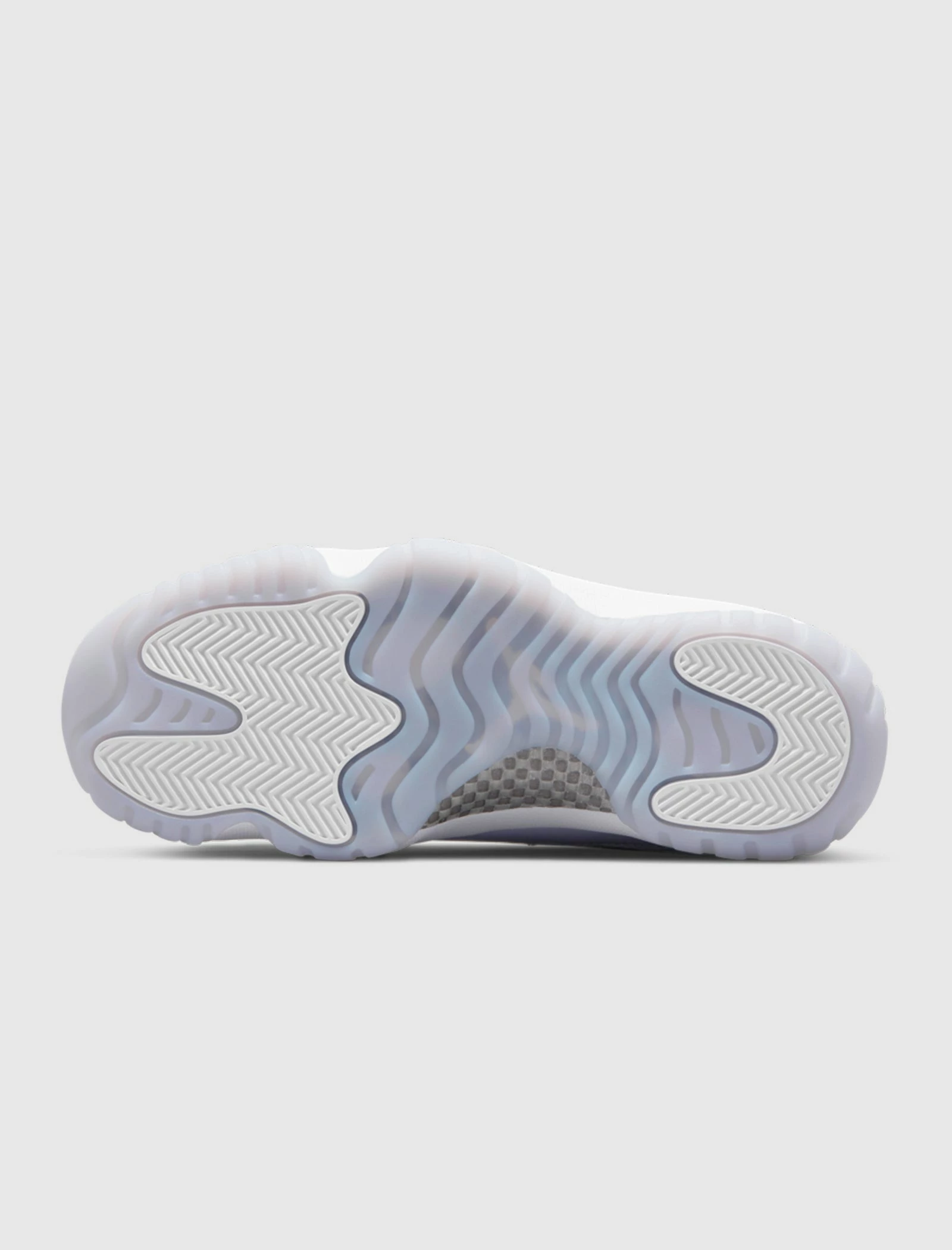 Jordan Brand AIR JORDAN 11 RETRO LOW "PURE VIOLET" - Image 6