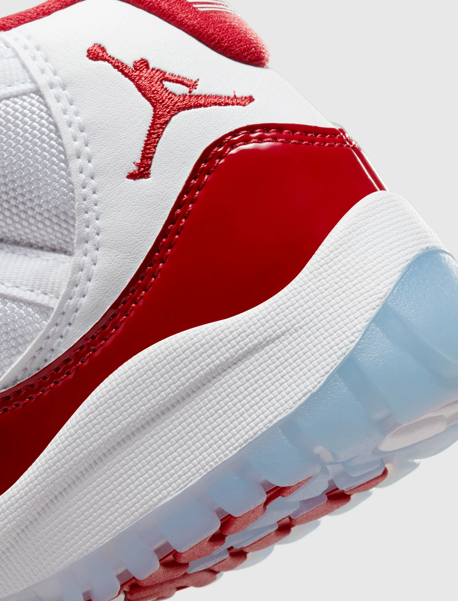 Jordan Brand AIR JORDAN 11 "CHERRY" PS - Image 3