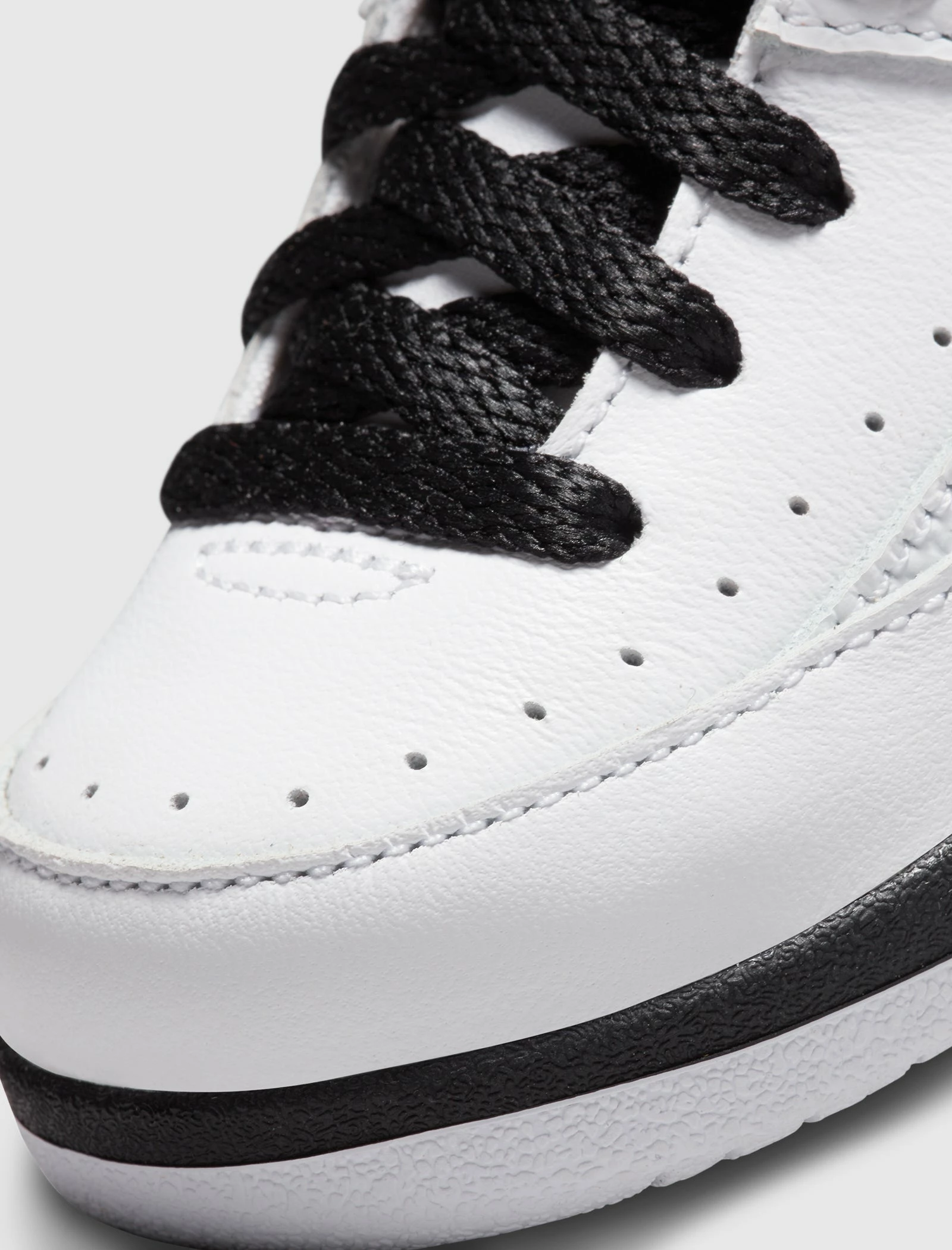 Jordan Brand AIR JORDAN 2 RETRO "CHICAGO" TD - Image 2