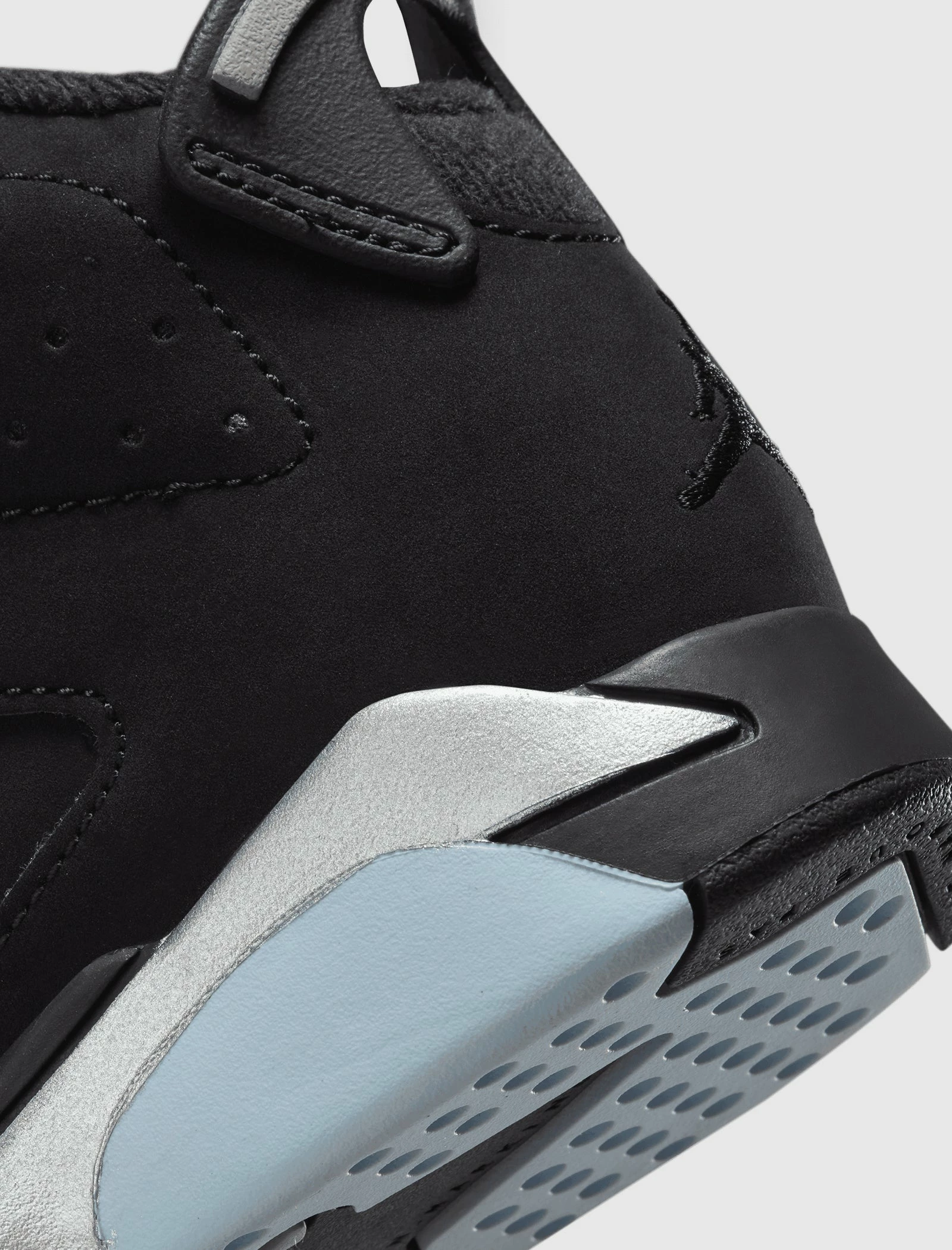 Jordan Brand AIR JORDAN 6 RETRO "METALLIC SILVER" PS - Image 3