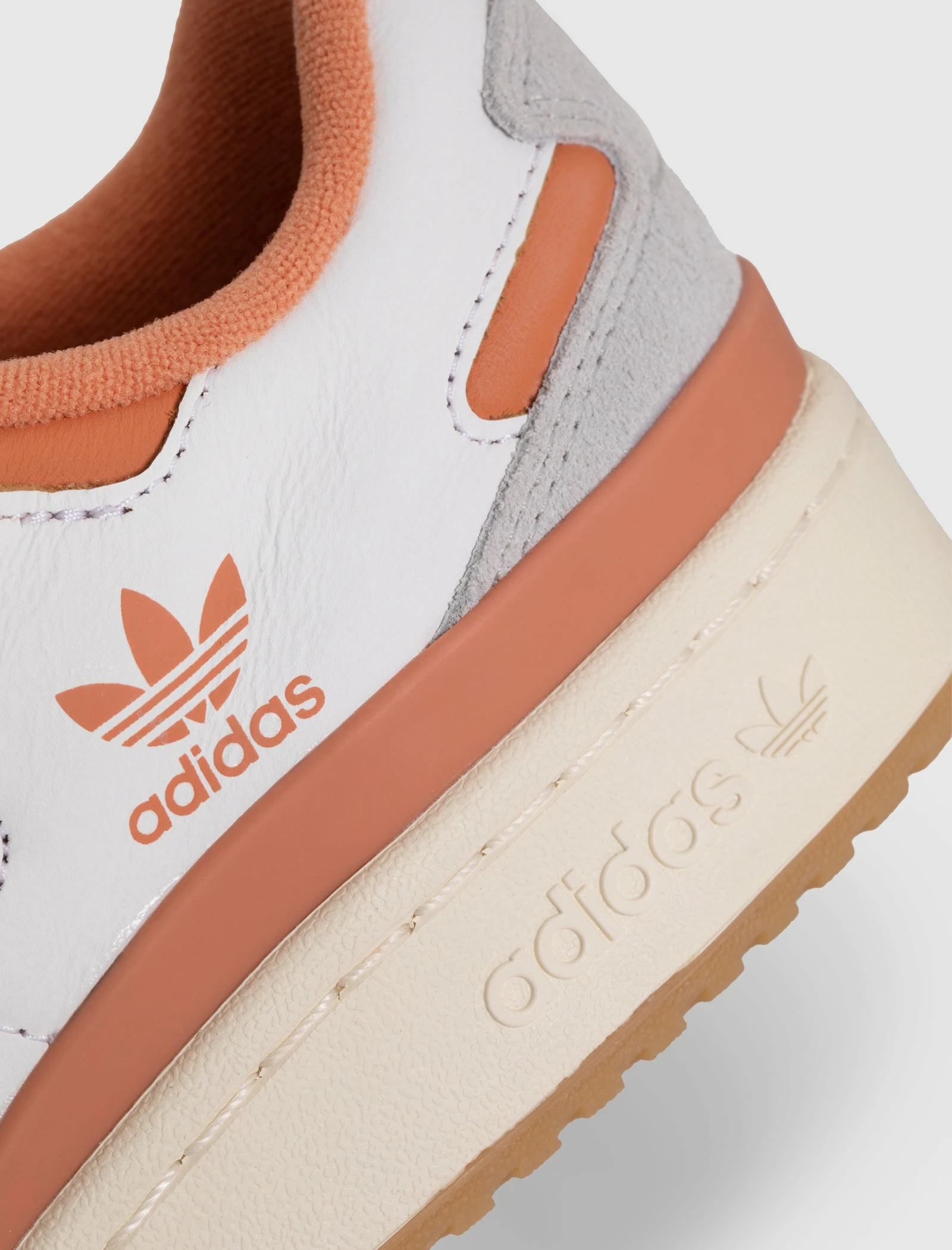 ADIDAS FORUM 84 LOW "HAZY COPPER" - Image 3