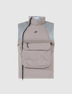 Nike SPORTSWEAR TECH PACK VEST
