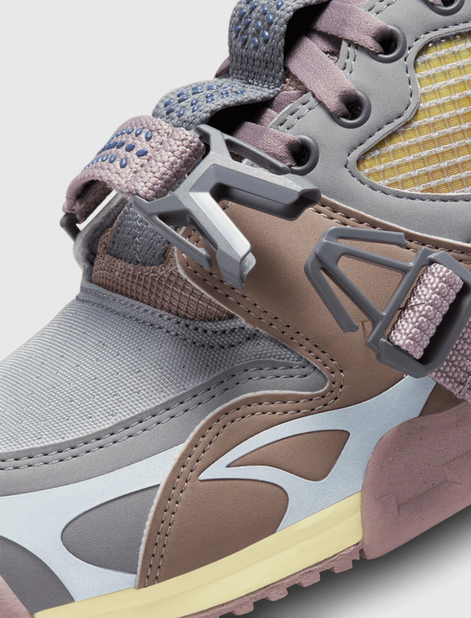 Nike AIR TRAINER 1 SP "LIGHT SMOKE GREY" - Image 3