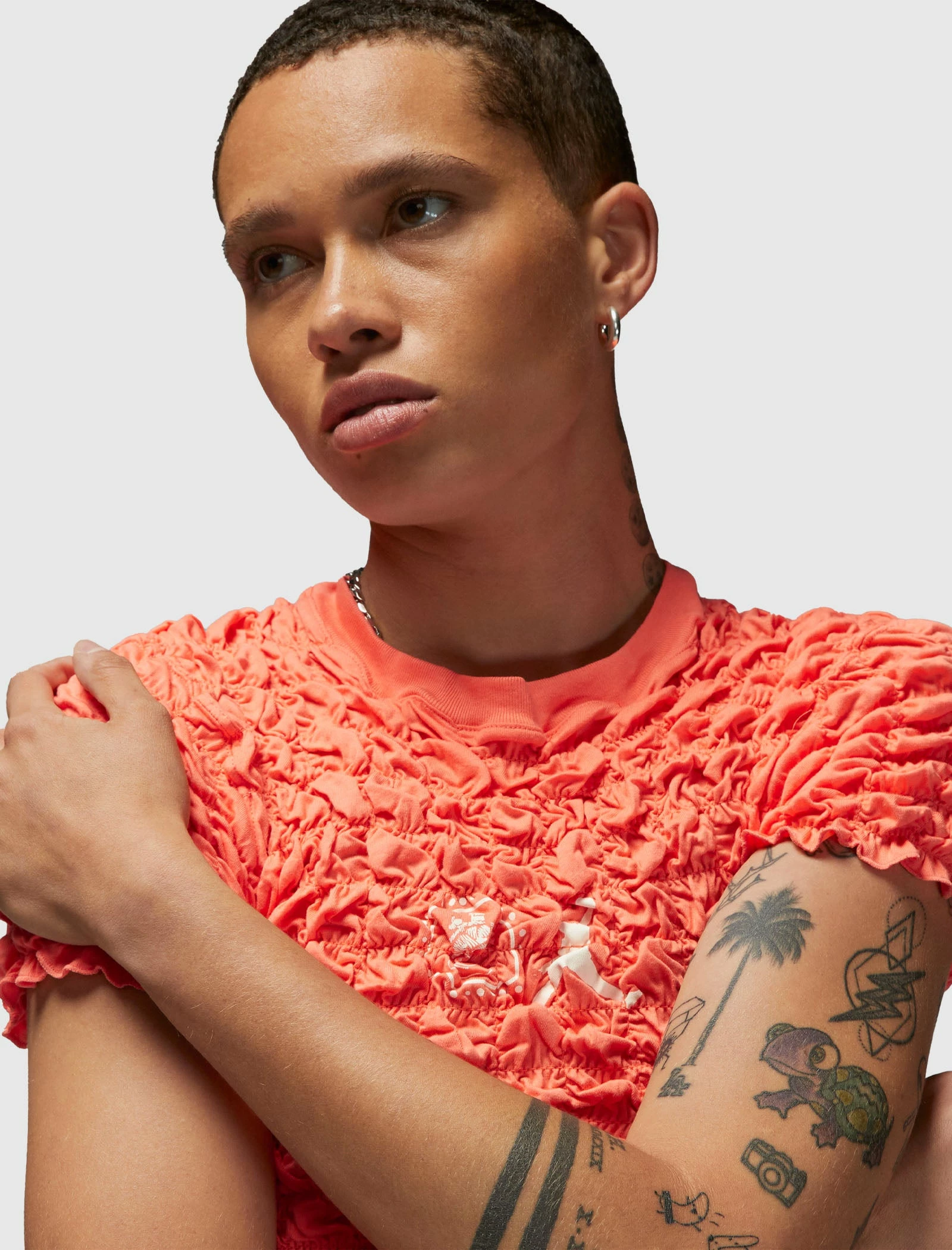 Jordan Brand WOMEN'S BBS SCRUCHIE TEE - Image 2