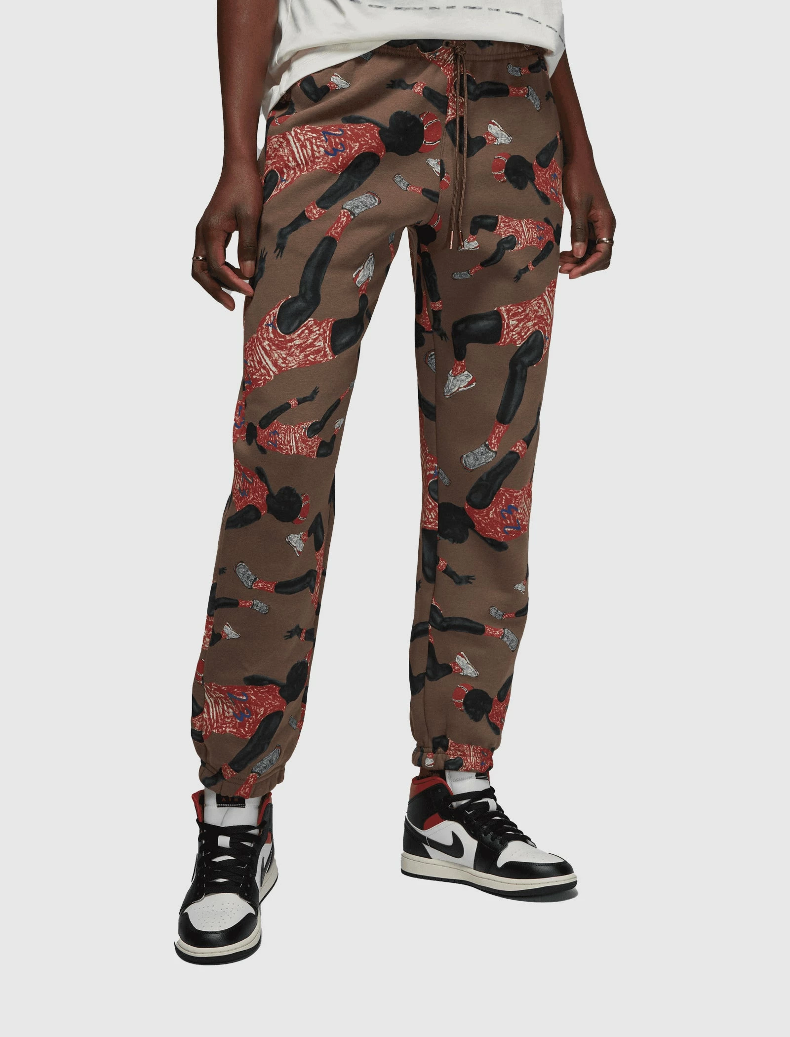 Jordan Brand WOMEN'S JORDAN ARTIST SERIES BY PARKER DUNCAN BROOKLYN FLEECE TROUSERS