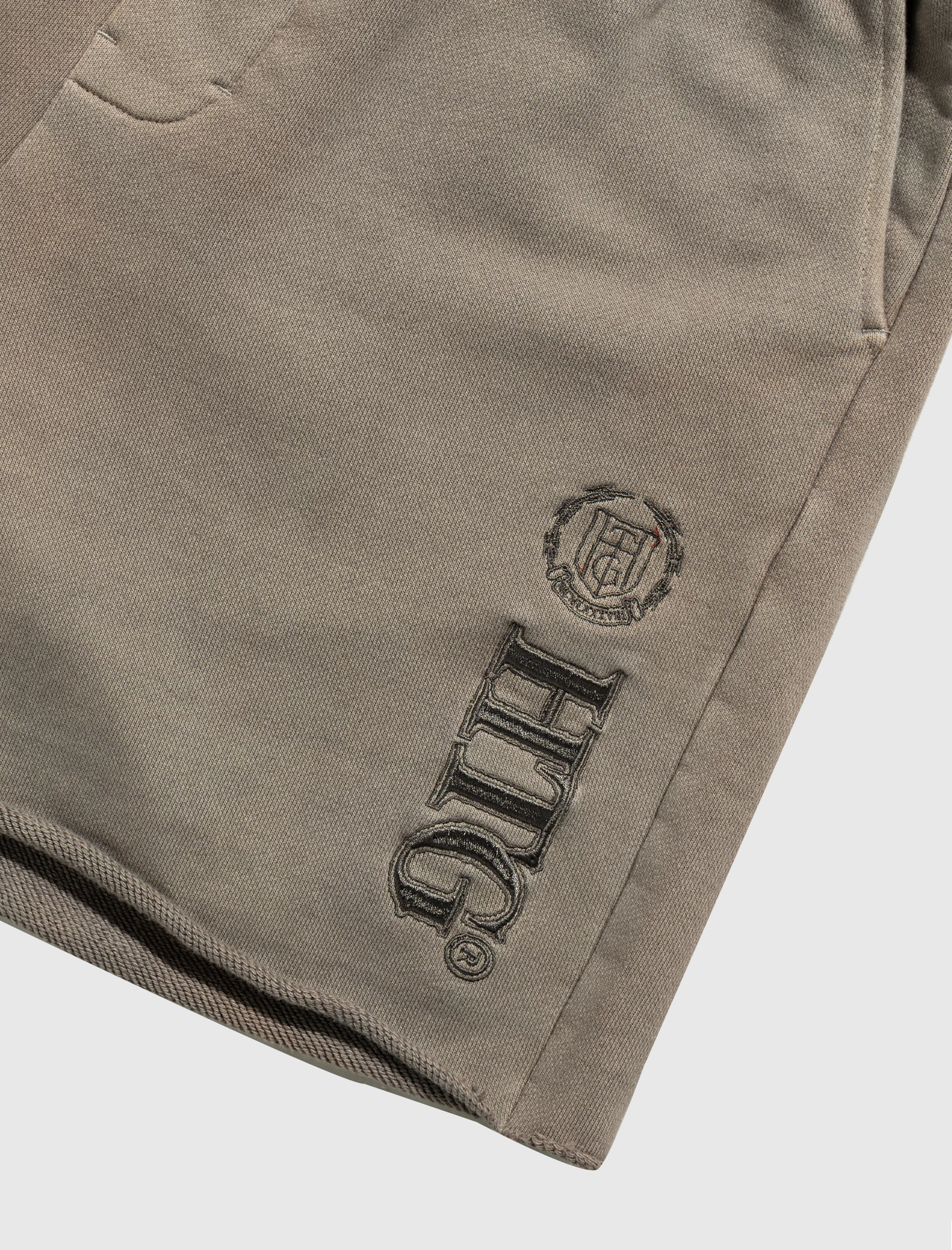 HONOR THE GIFT STUDIO SHORTS - Image 2