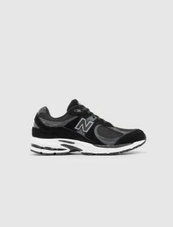 New Balance 2002R "BLACK GUNMETAL"