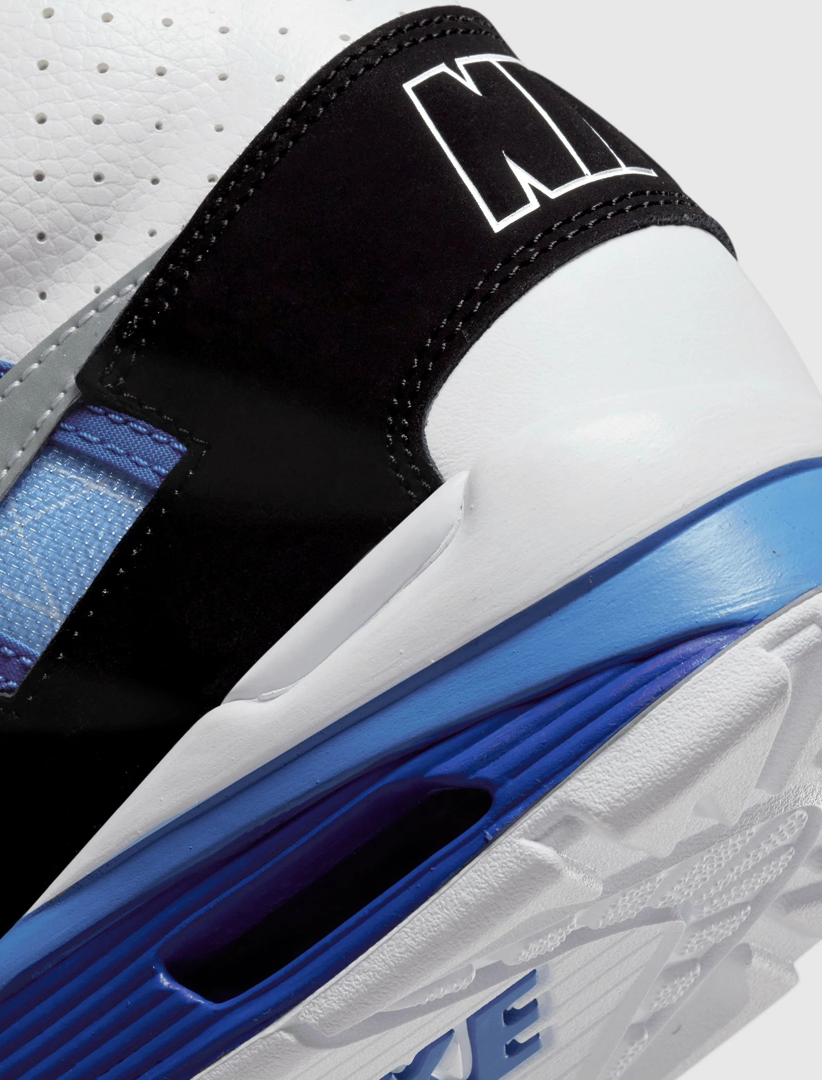 Nike AIR TRAINER SC HIGH "ROYALS" - Image 3