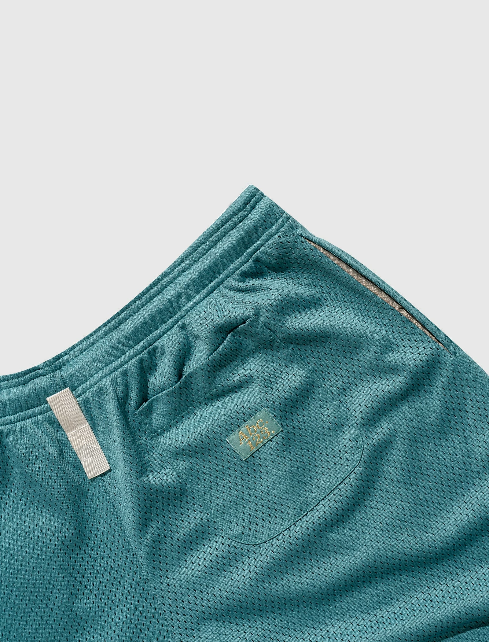 Advisory Board Crystals ABC123 MESH SHORT - Image 2